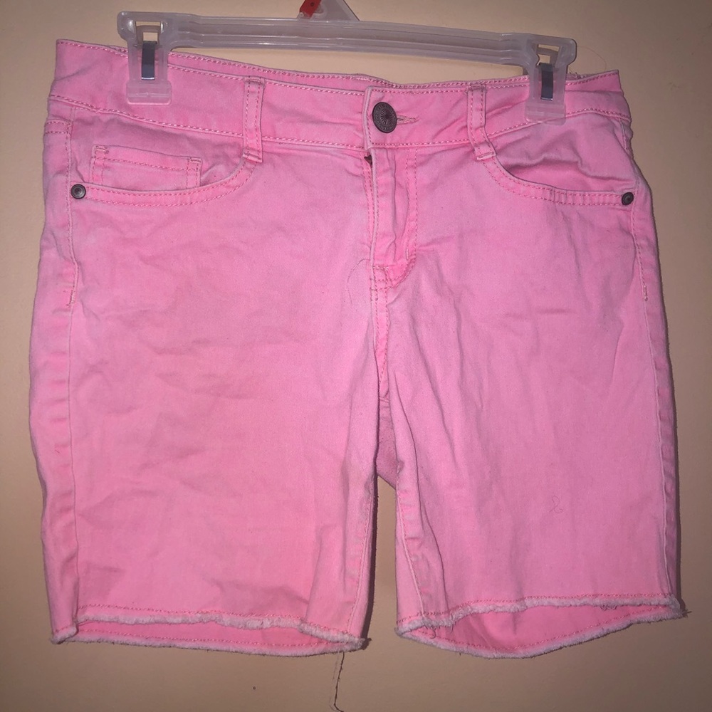 Pink short
